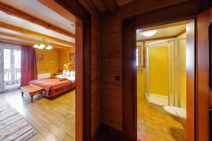 Room 19 of 51