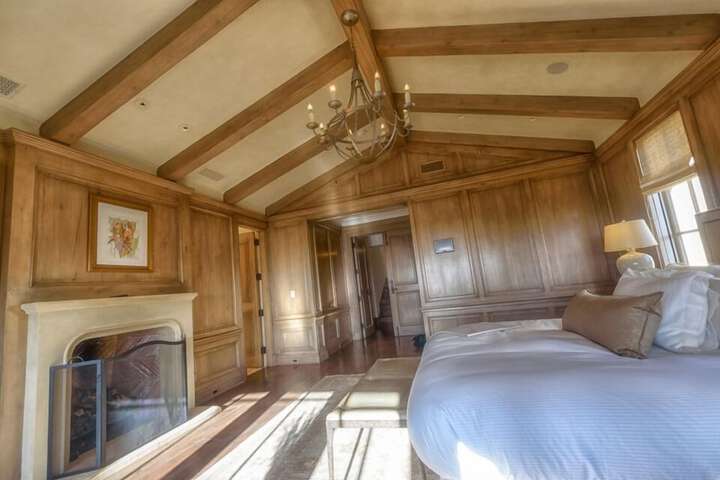Room 3 of 58