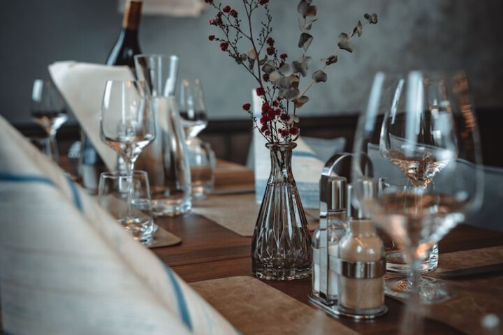 Dining 51 of 107