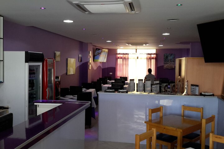 Lounge 41 of 63