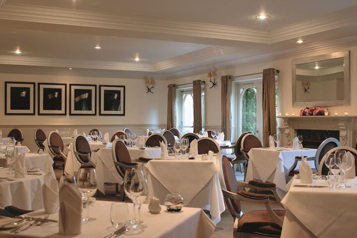 Dining 44 of 76