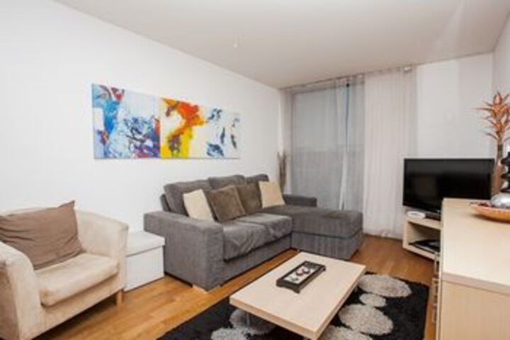 Central 1 Bed near Paddington Station w / Terrace