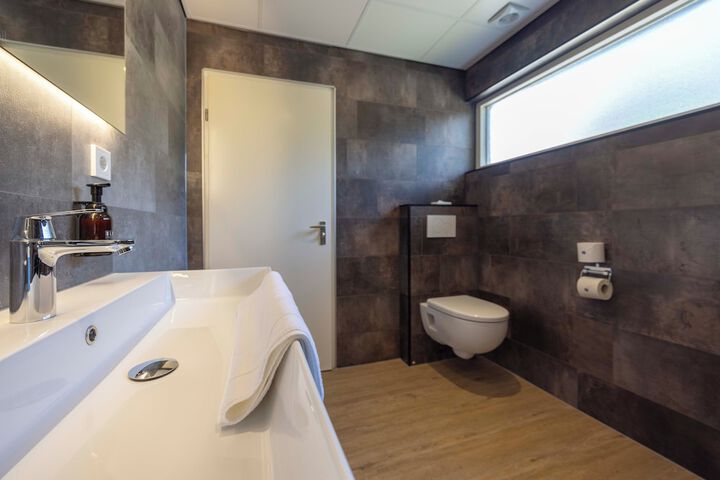 Clean Restrooms