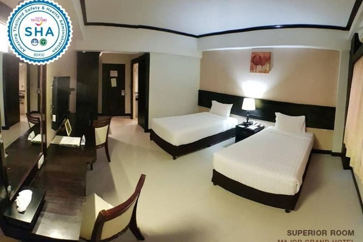 Room 5 of 48
