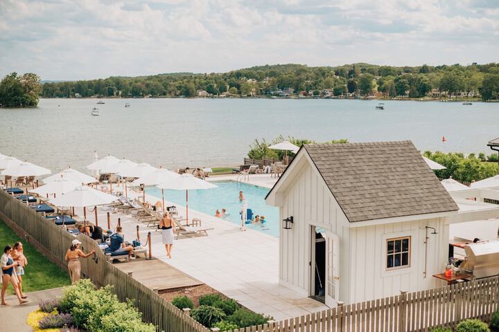 Pool Hotel
