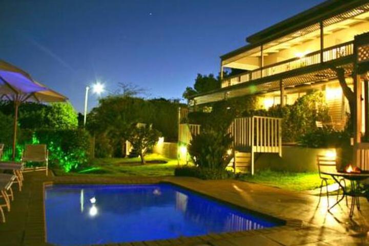 Hotel 8 of 9