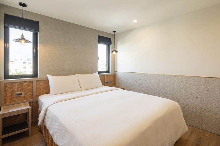 Room 18 of 47