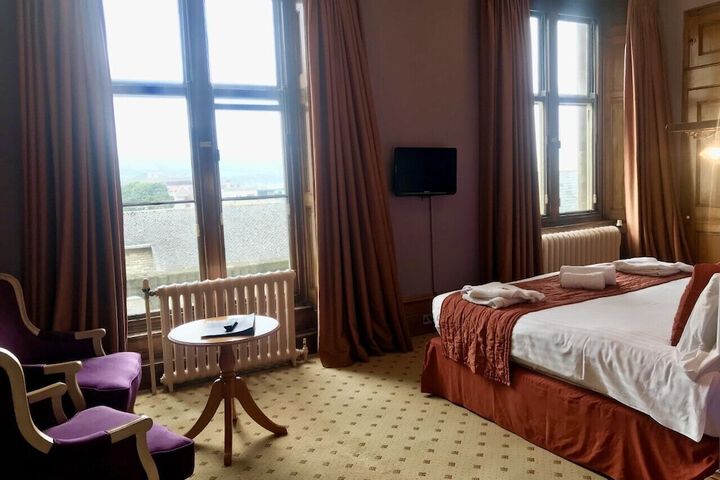 Room 21 of 109