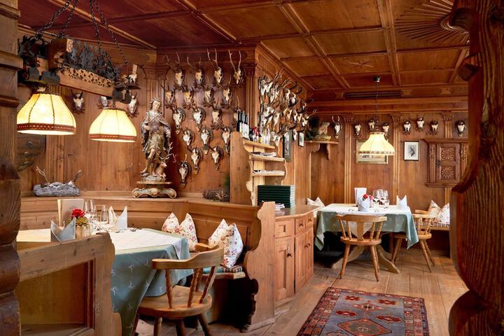Dining 138 of 204