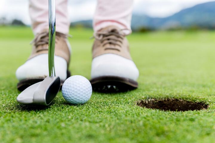 Golf 17 of 36