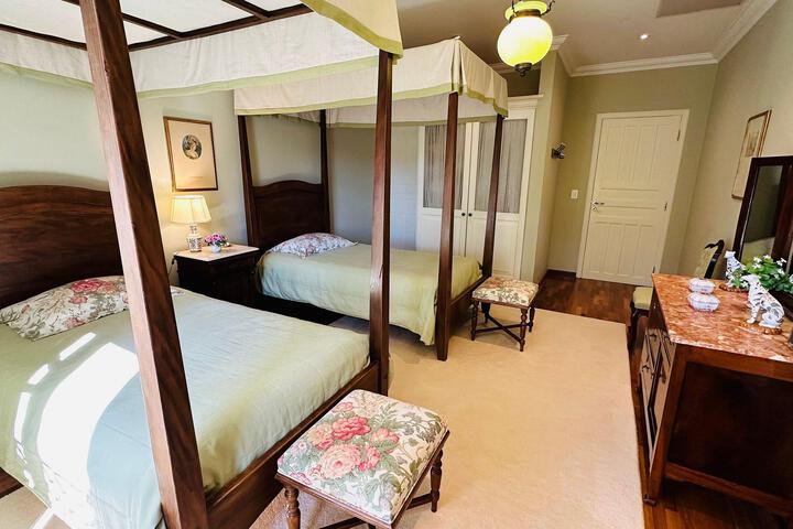 Room 15 of 60