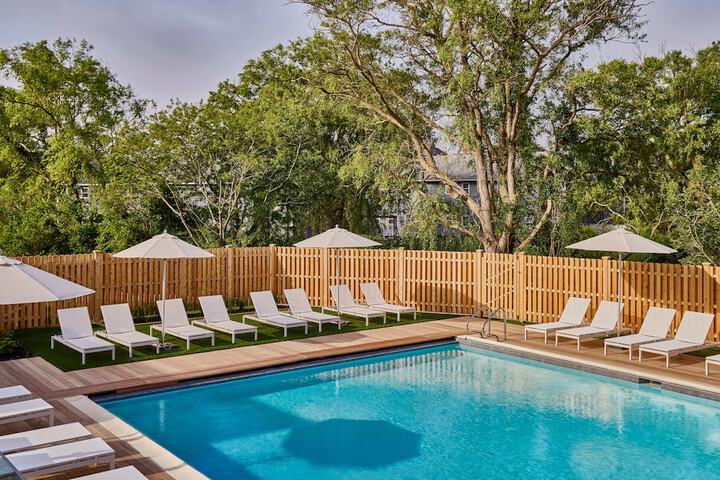 Pool 79 of 116