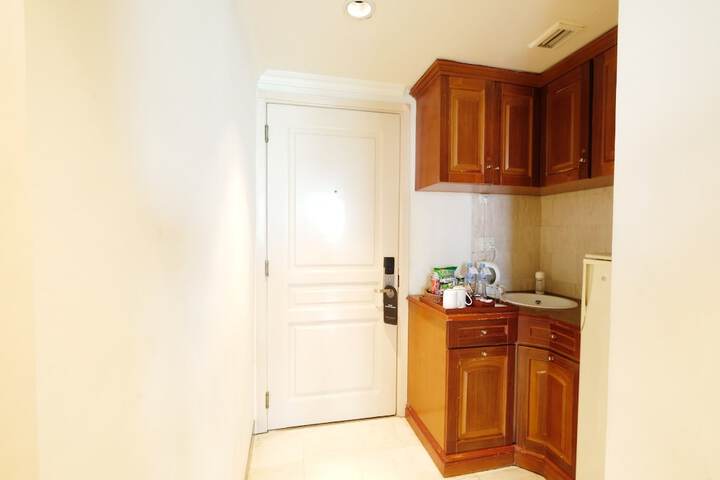 Private kitchenette