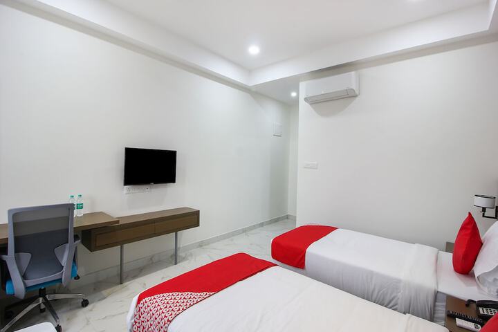 Room 15 of 26