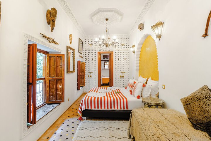 Room 21 of 48