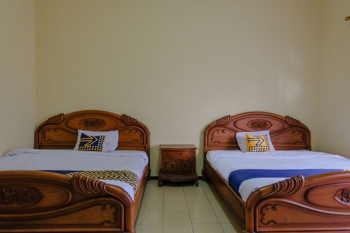 Room 11 of 50