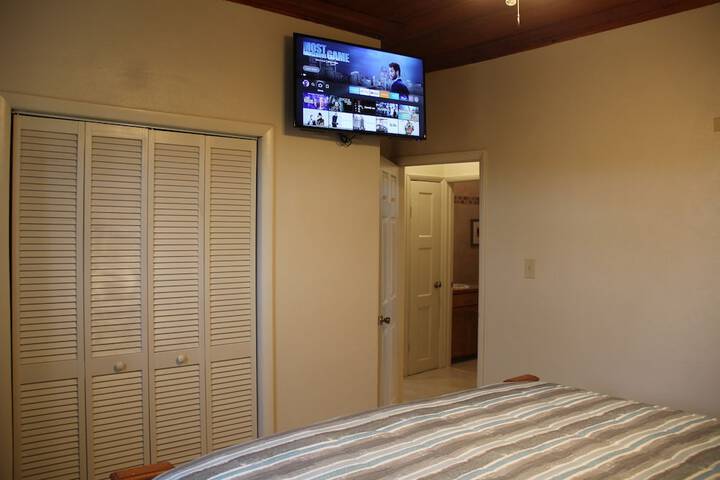 Room 16 of 83
