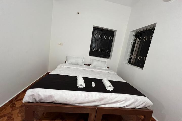 Room 7 of 15
