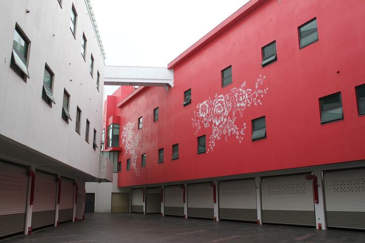 Ballroom/Hall 77 of 78