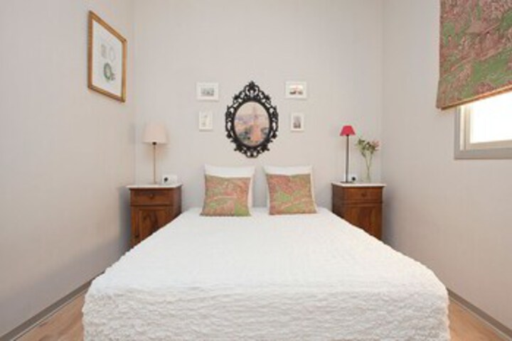 Room 27 of 31