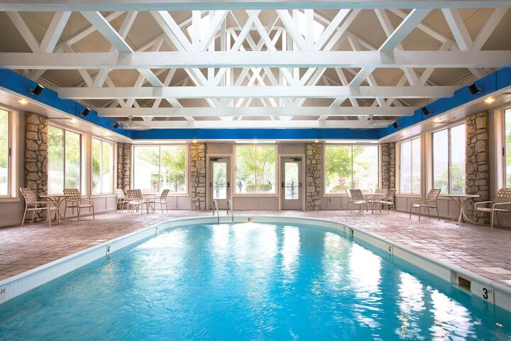 Pools & Facilities