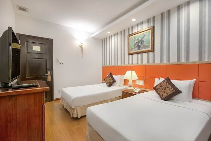 Room 10 of 59
