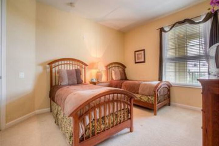 Room 7 of 15