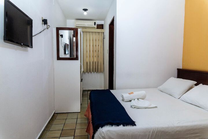 Room 6 of 23