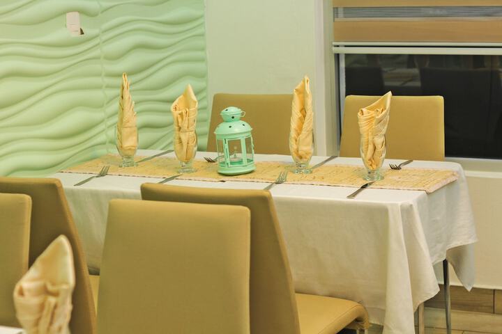 Dining 89 of 127