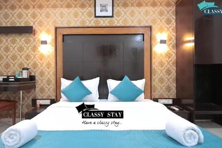 Manas Residency Classy Stay