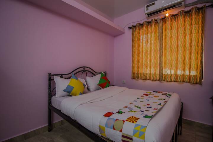 Room 9 of 17