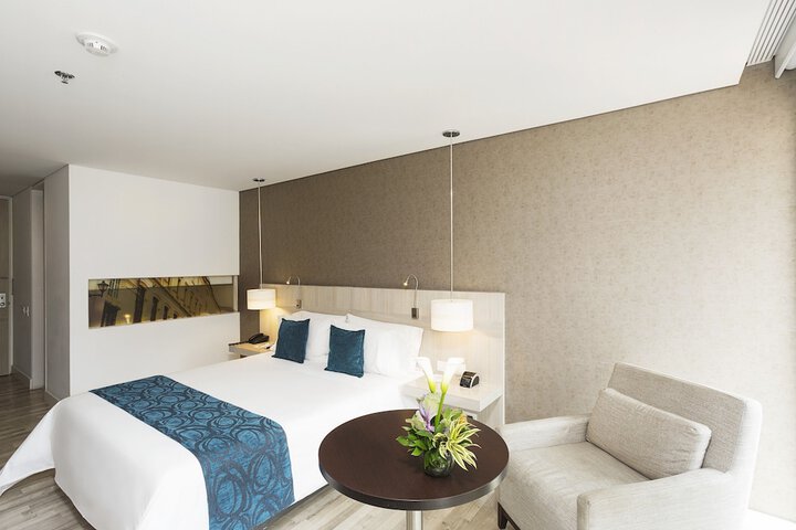 Room 12 of 52