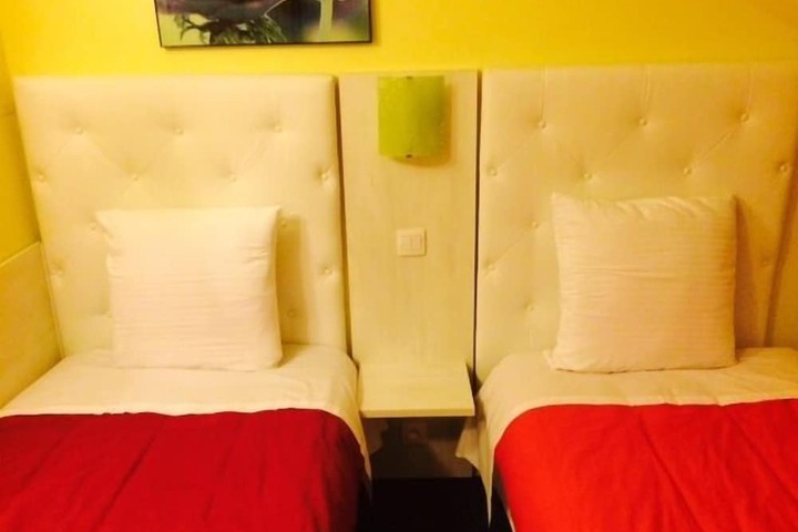 Room 15 of 41