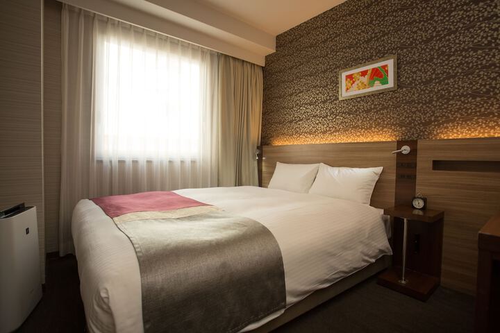 Room 19 of 79