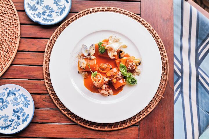 Dining 50 of 73