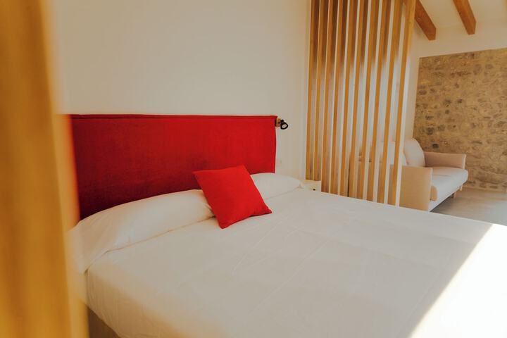 Room 3 of 26