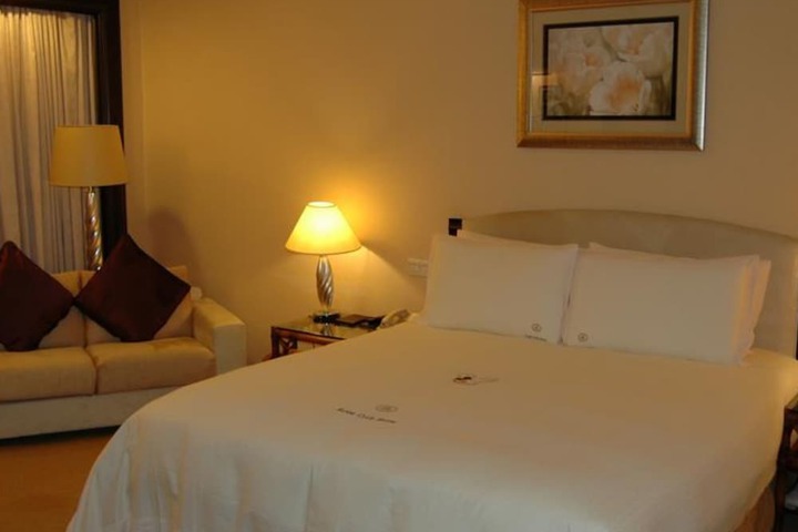 Room 14 of 26