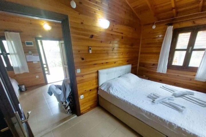 Room 6 of 48