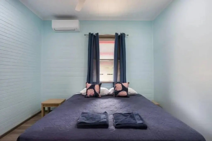 Room 3 of 11