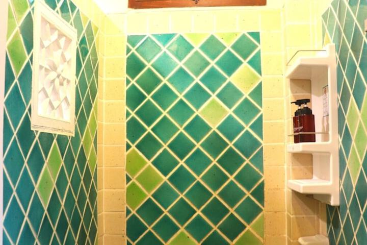Room 132 of 242