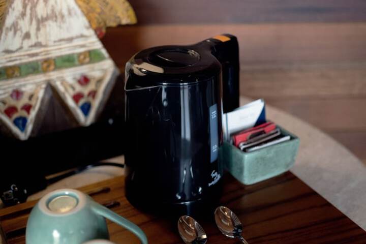 Breakfast/Coffee Service 36 of 90