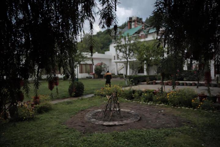 Photo 8