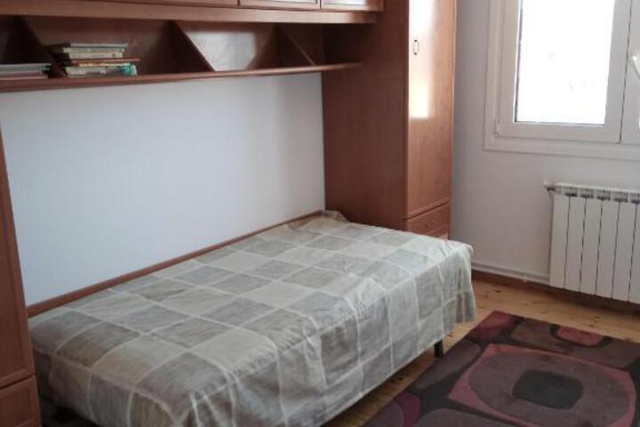 Room 3 of 7