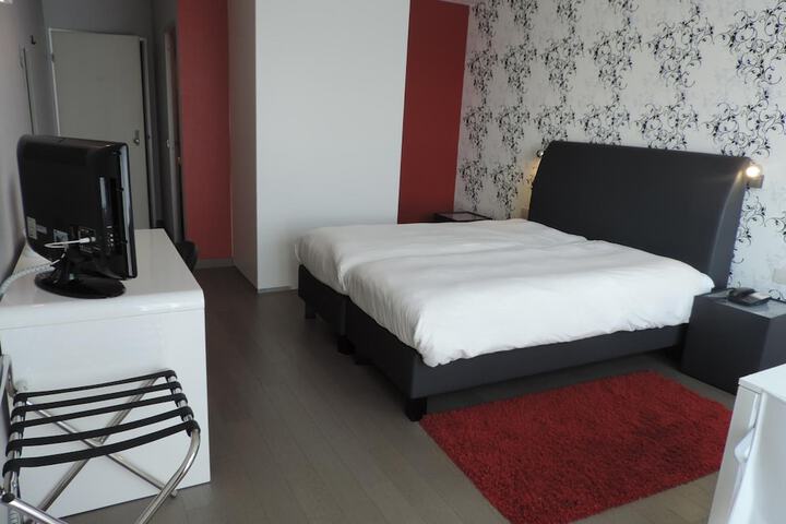Room 21 of 55