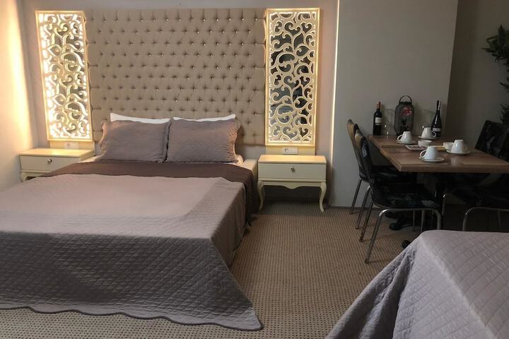 Room 33 of 44