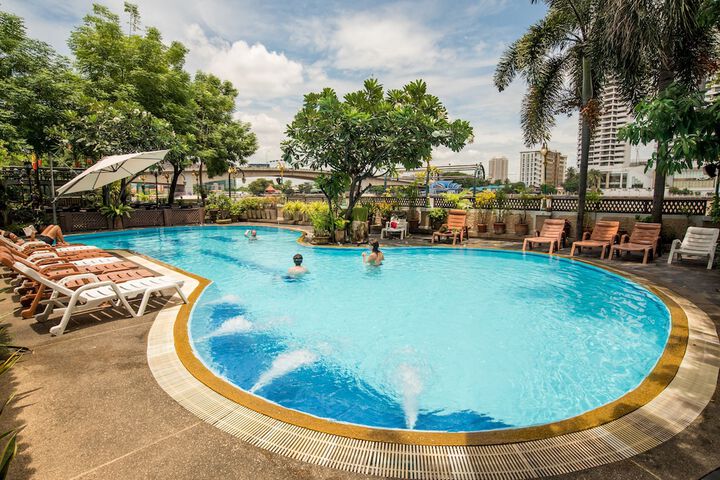 Pool 43 of 58