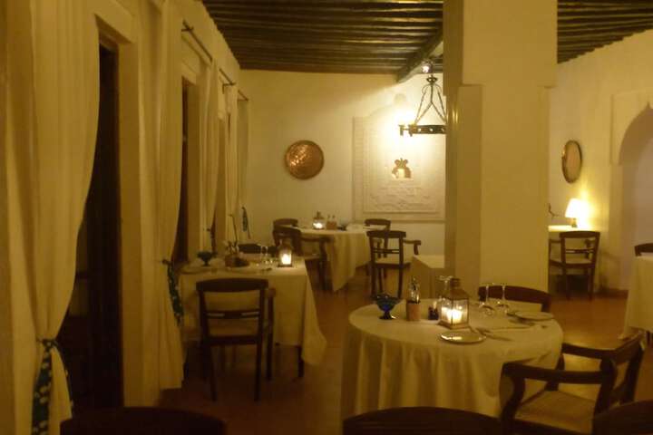 Dining 35 of 71
