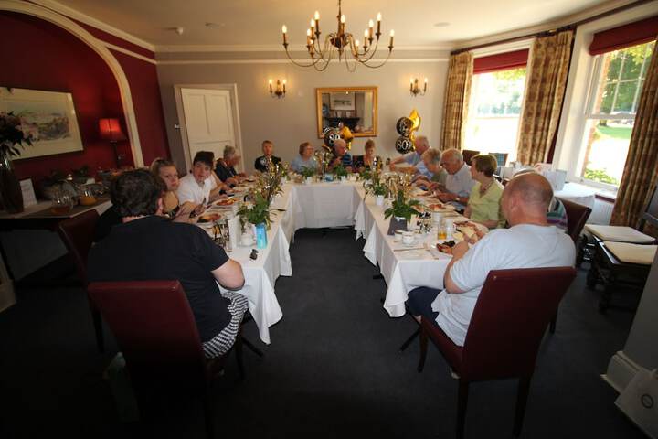 Dining 65 of 84