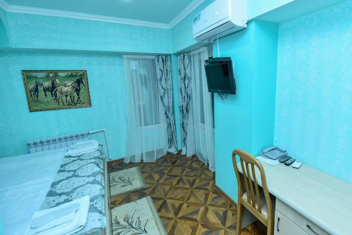 Room 17 of 49