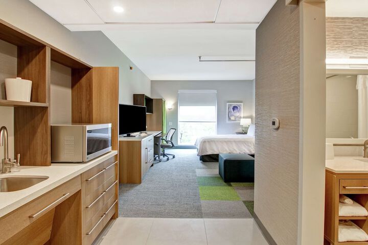 Room 15 of 65
